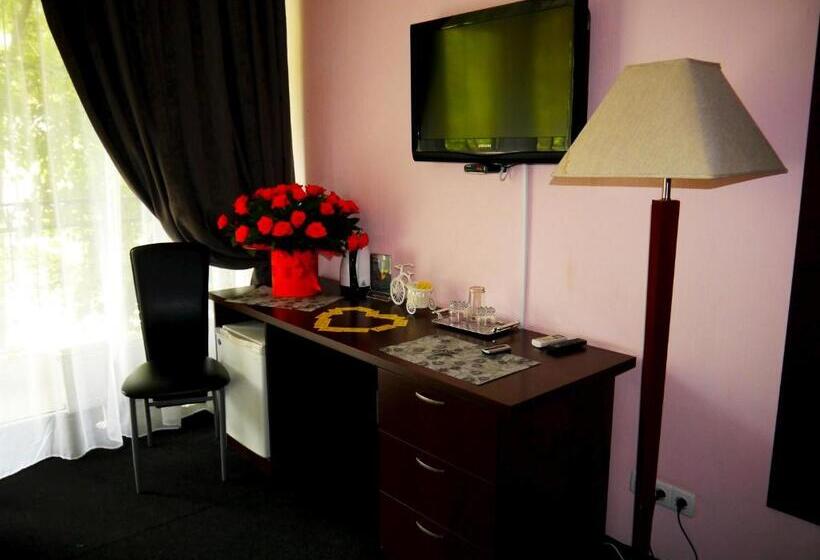 Quarto Deluxe, Kizhi Art Hotel Kharkiv