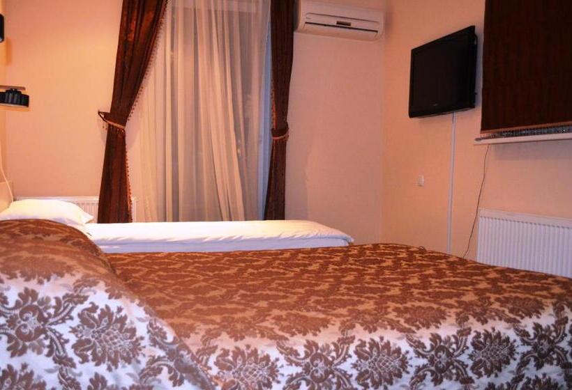Júnior Suíte Familiar, Kizhi Art Hotel Kharkiv