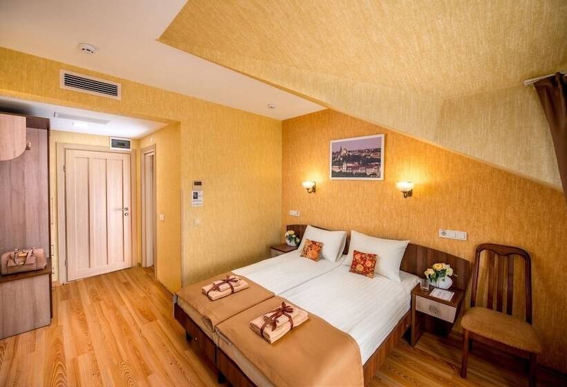 经济房, &spa Pysanka, готель писанка, 3 сауни та джакузі   індивідуальний відпочинок у спа