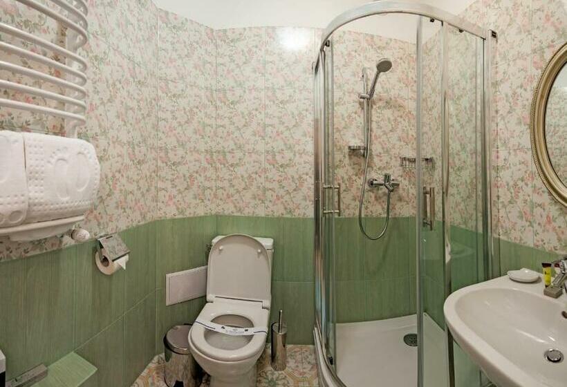 Люкс, Olga Deluxe