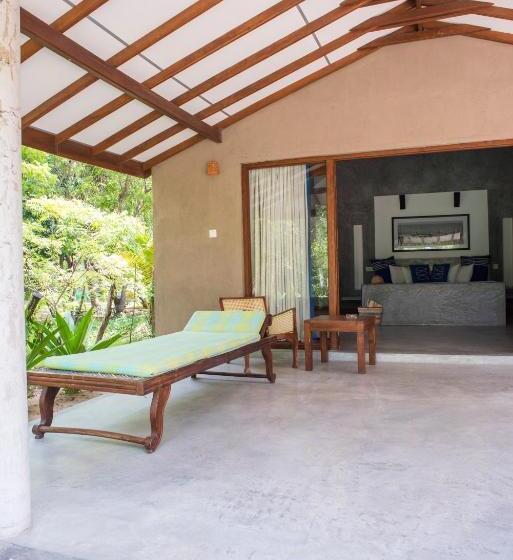 فيلا غرفة نوم واحدة مطلّة علي البحر, Nagenahira Beach Villa