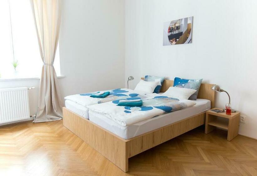 标准间, Bed And Breakfast Placzek