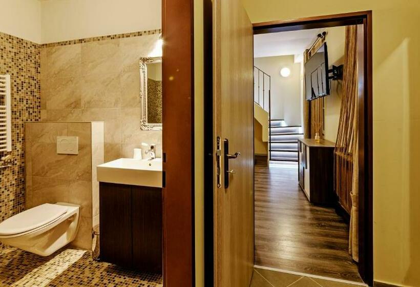 اتاق دوبلکس, Dům U Pikové Desítky