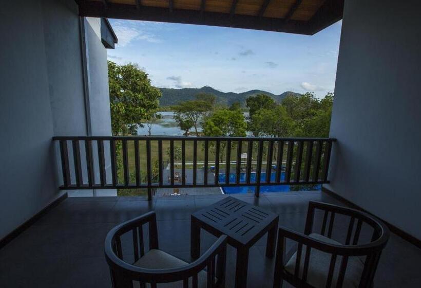 Номер Стандарт Трехместный, Grand Tamarind Lake