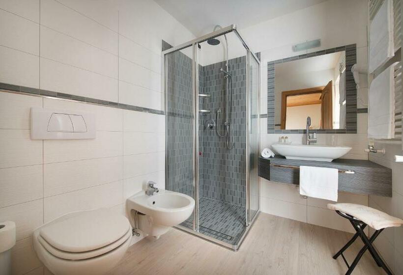 Quarto Estandar, San Giovanni
