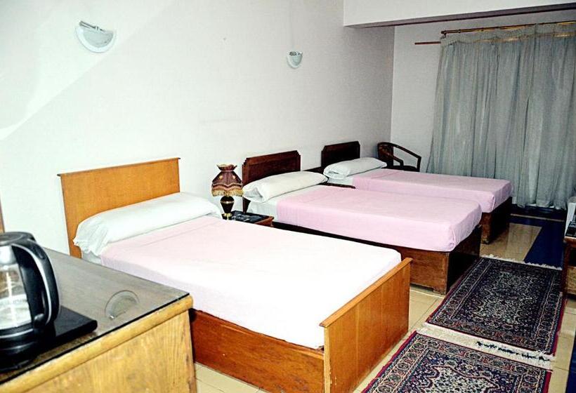 اتاق استاندارد سه نفره, Minya Compound Of The Armed Forces