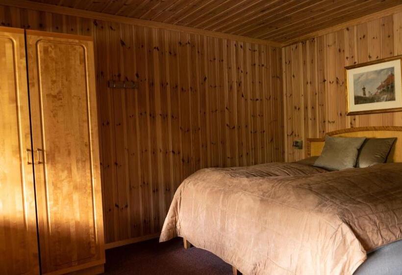 Семейный Номер, Toftemo Turiststasjon