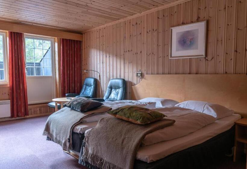Семейный Номер, Toftemo Turiststasjon