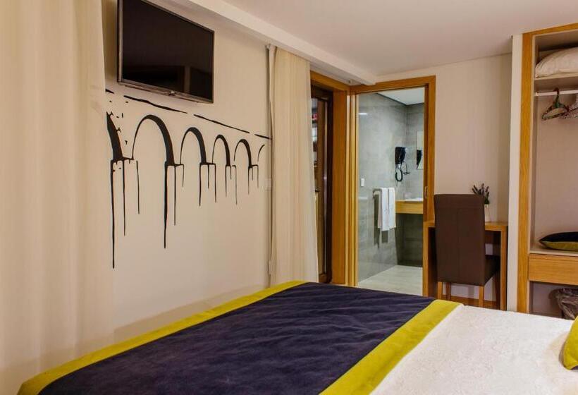 Номер Deluxe с Балконом, Venceslau Wine Boutique Hostel