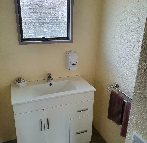 Студия Стандарт, Cortez Motel