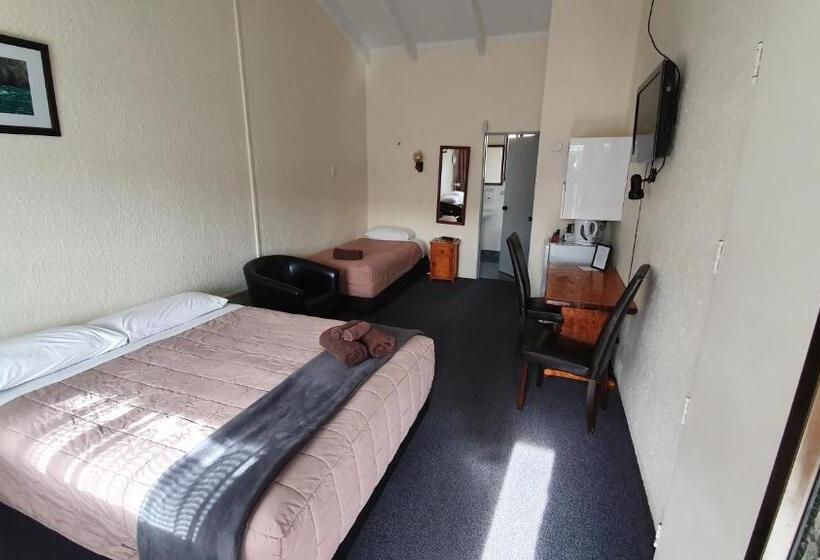 Студия Стандарт, Cortez Motel