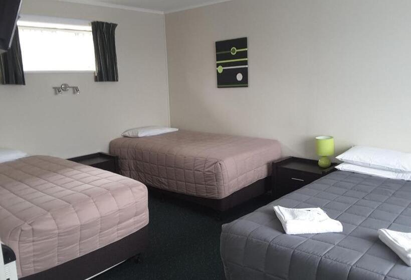Семейный Номер, Palm Motel Waihi