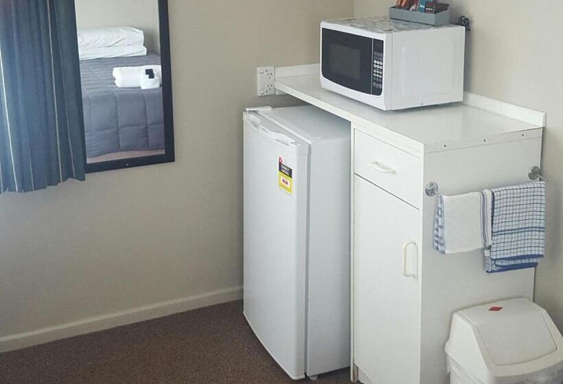 Студия Стандарт, Palm Motel Waihi