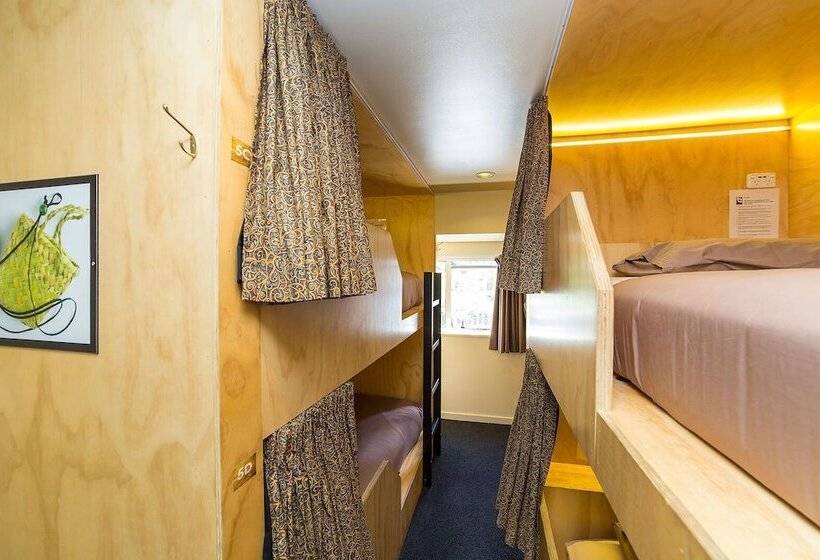 공동 객실, Tahuna Pod Hostel