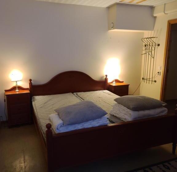 Семейный Номер, Vasaloppsmålet   Hostel Mora   Målkullans Vandrarhem