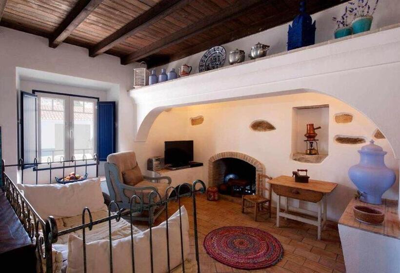 استودیو خانوادگی, Casa Da Tia Amalia