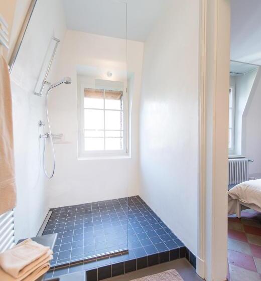 דירה בת חדר שינה 1 עם מרפסת, B&b The B