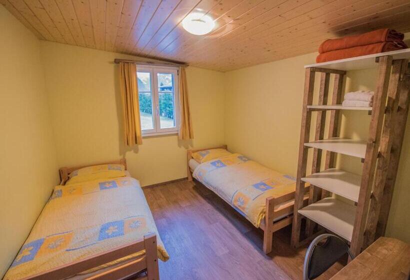 Номер Базовый Совметсный Санузел, Schutzenbach Backpackers For Adults 18 35