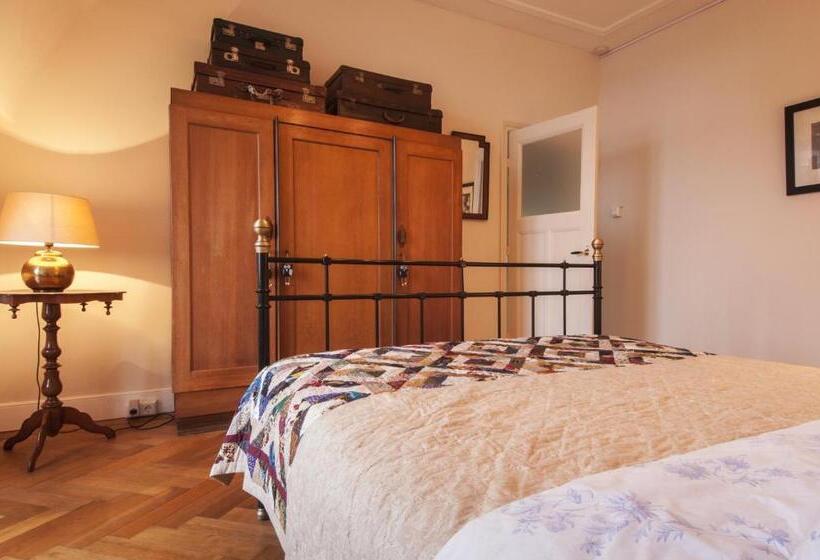 اتاق استاندارد, B&b De Schiedamse Suites
