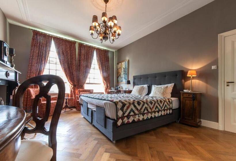 اتاق لوکس, B&b De Schiedamse Suites