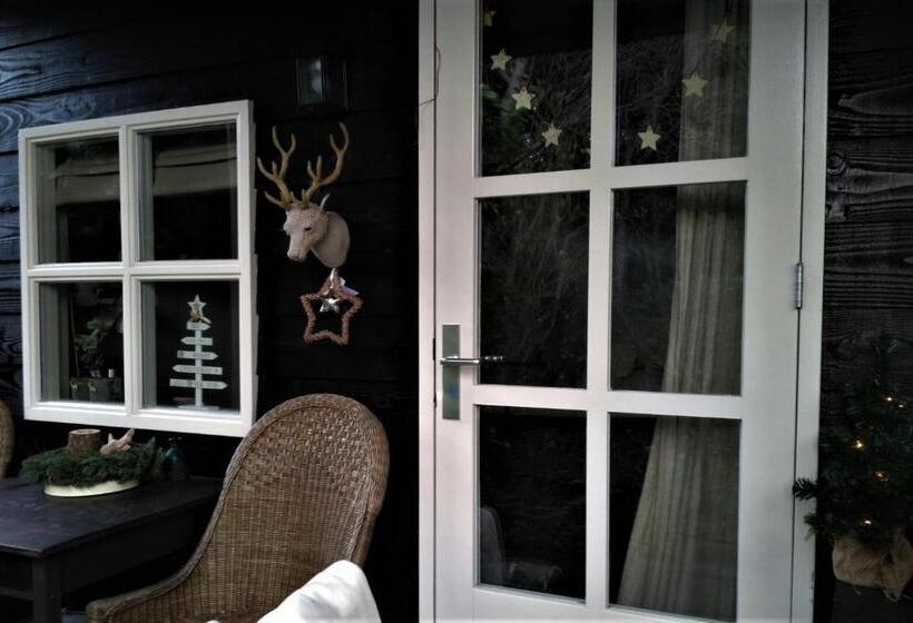 Студио Стандарт Вид на Сад, B&b Hoofddorp