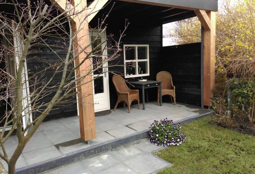 스탠다드 스튜디오 정원 전망, B&b Hoofddorp