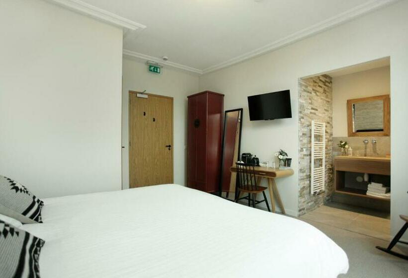 Deluxe Room, La Paulowna Boutique