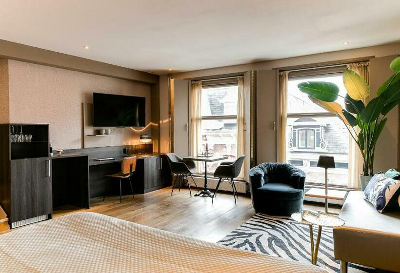 주니어 스위트, Brasss Hotel Suites
