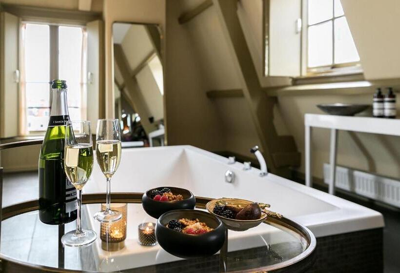 이그제큐티브 스위트, Brasss Hotel Suites