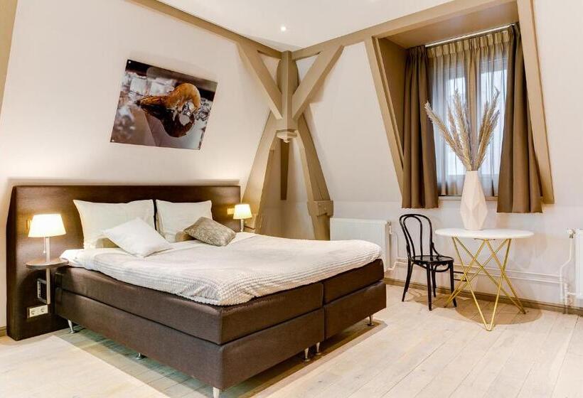 주니어 스위트, Brasss Hotel Suites