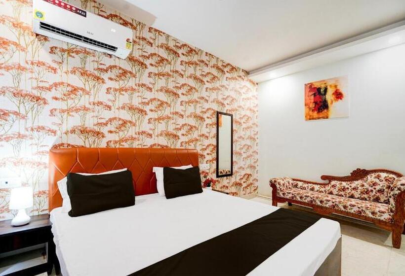 Трехместный Номер Классика, Oyo Flagship Alankrita Resort