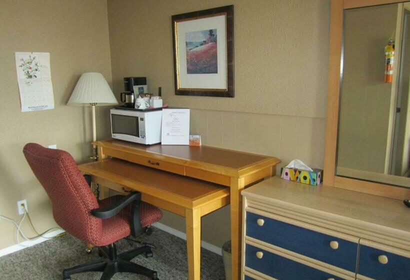 Номер Deluxe, Bulkley Valley Motel