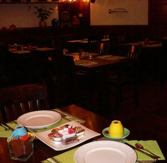 Номер Стандарт, Café Restaurant De Kroon
