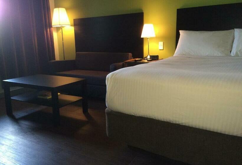 带特大床的标准间, Home Away Inn