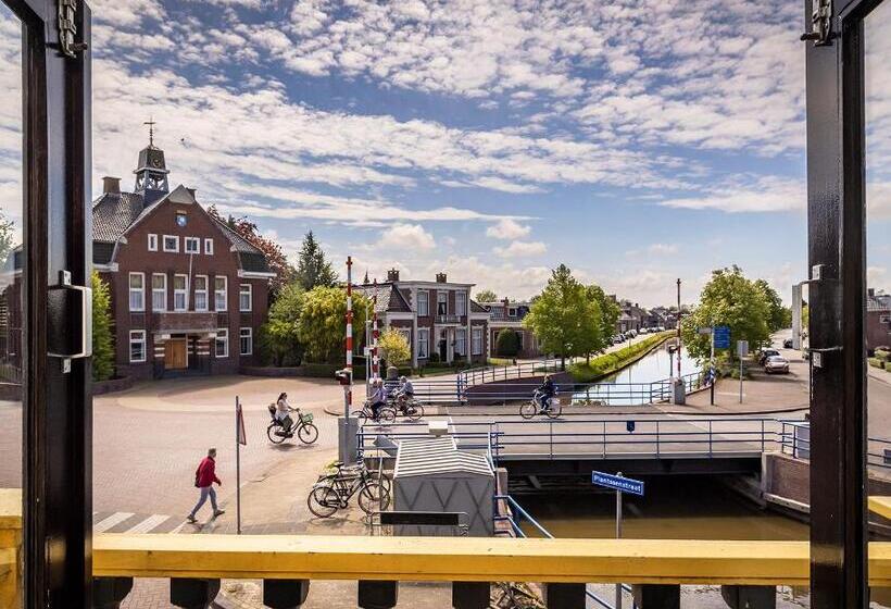 Номер Стандарт, T Gemeentehuis
