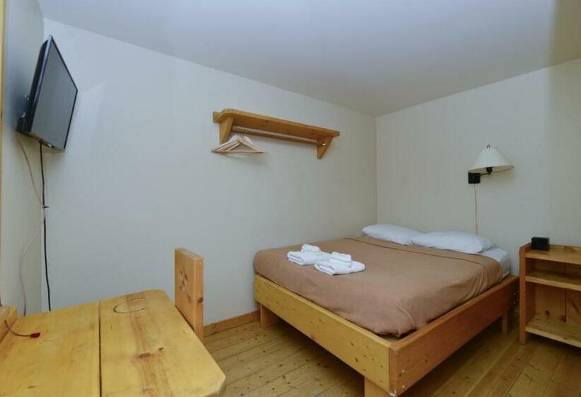 家庭间, The Bunkhouse
