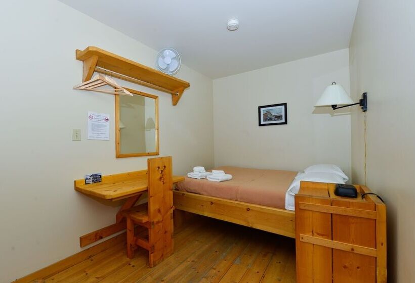 标准间, The Bunkhouse