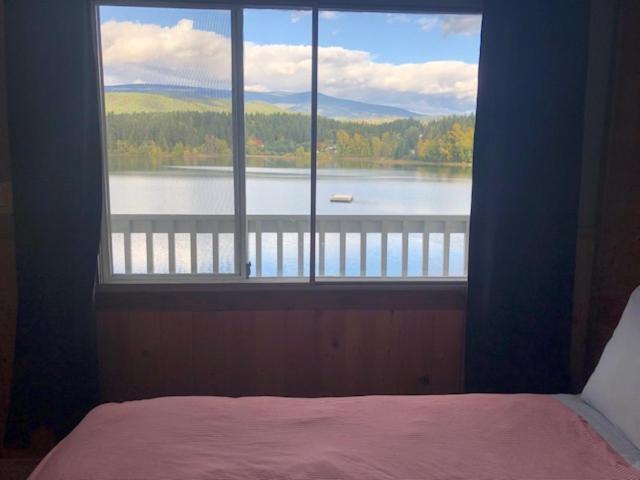 Quarto Estandar Vista Lago, Jasper Way Inn Resort & Campground