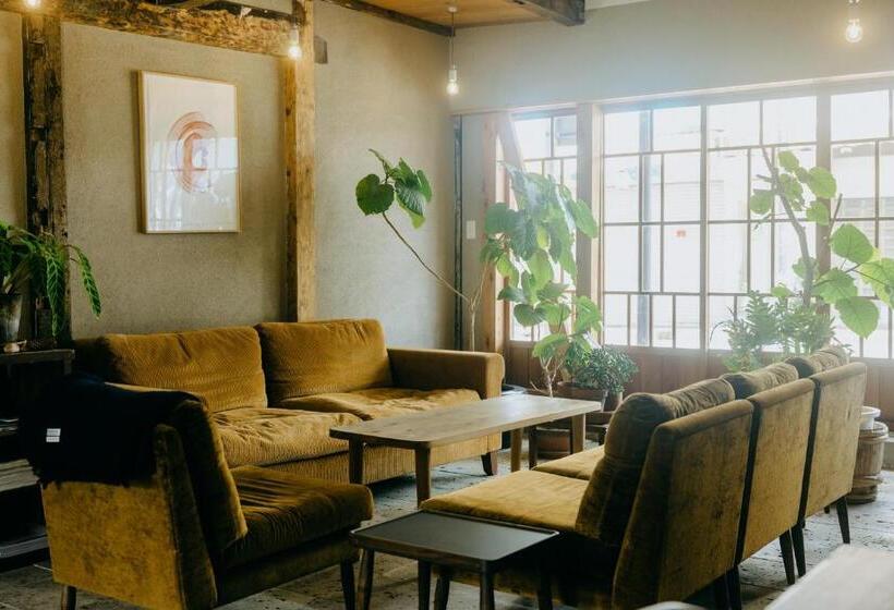 Семейный Номер Совместный Санузел, Hostel Saruya