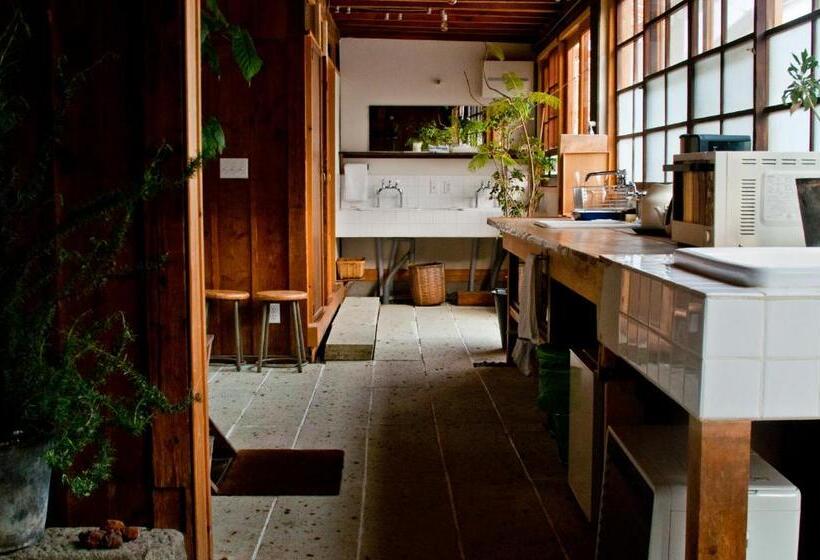 Номер Стандарт Совместная Ванная, Hostel Saruya