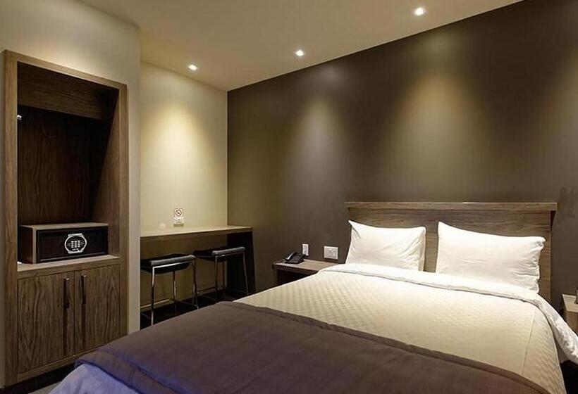 장애인을 위한 스위트, O Laval