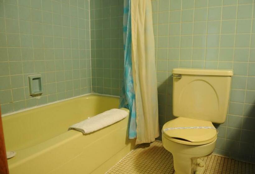 Номер Стандарт, Motel Le Charentais