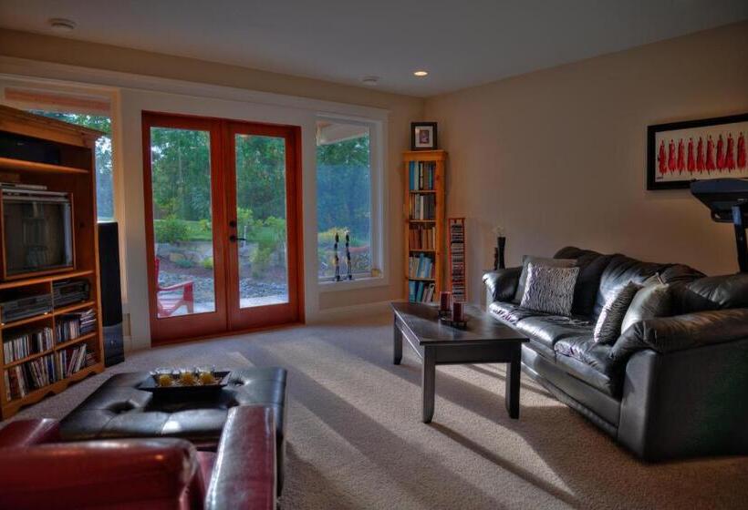 스탠다드 룸 가든 전망, Shawnigan Suite B & B