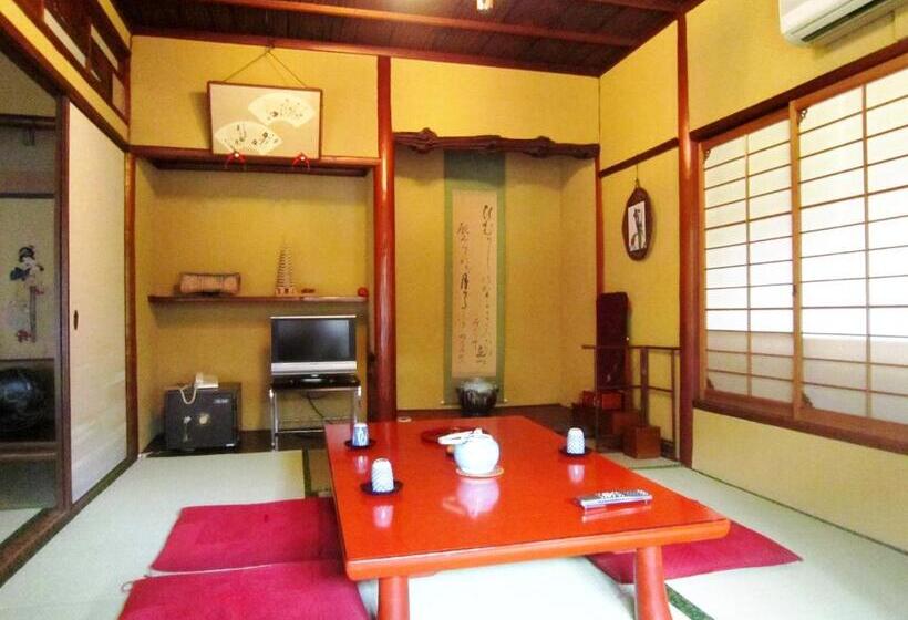 스탠다드 트리플 룸 가든 전망, Ryokan Taishoro
