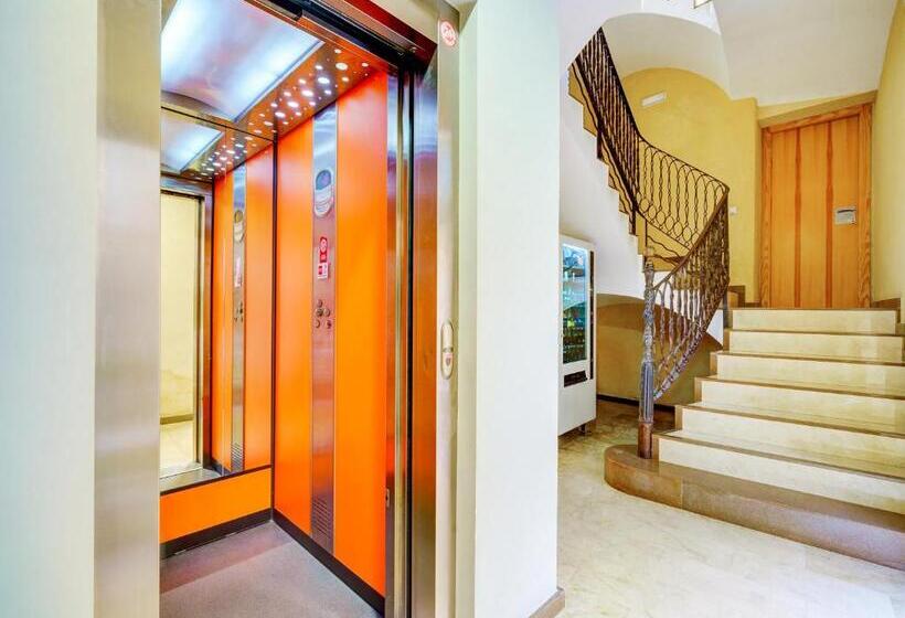 Quarto Familiar, Casa Del Cigroner