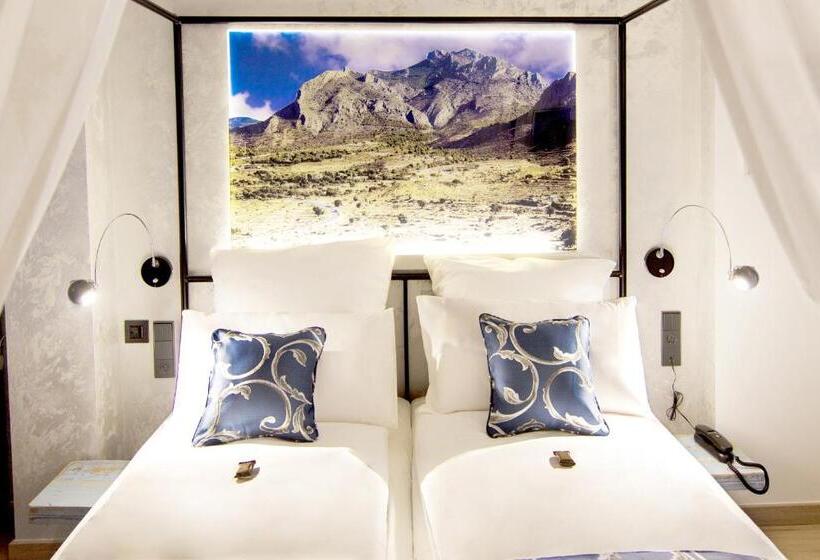 Трехместный Номер Стандарт с Балконом, Boutique Hotel Sierra De Alicante