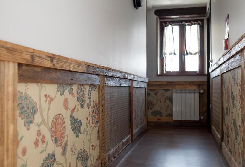 Четырехместный Номер Классик, Hostel Albergue Monte Perdido
