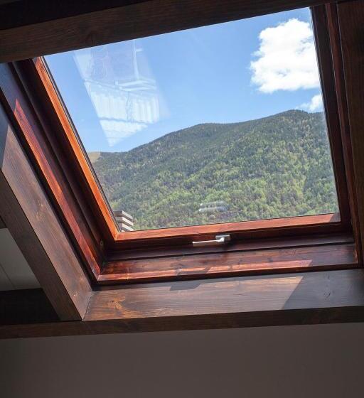Семейный Номер, Hostel Albergue Monte Perdido