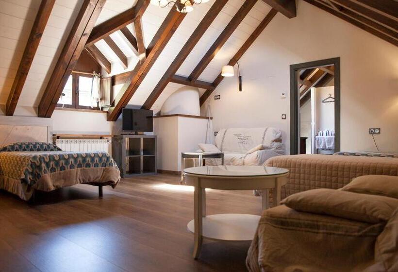 Семейный Номер, Hostel Albergue Monte Perdido