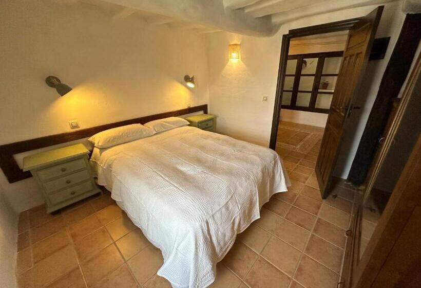 Дом 4 Спальни, Casa Rural La Grande
